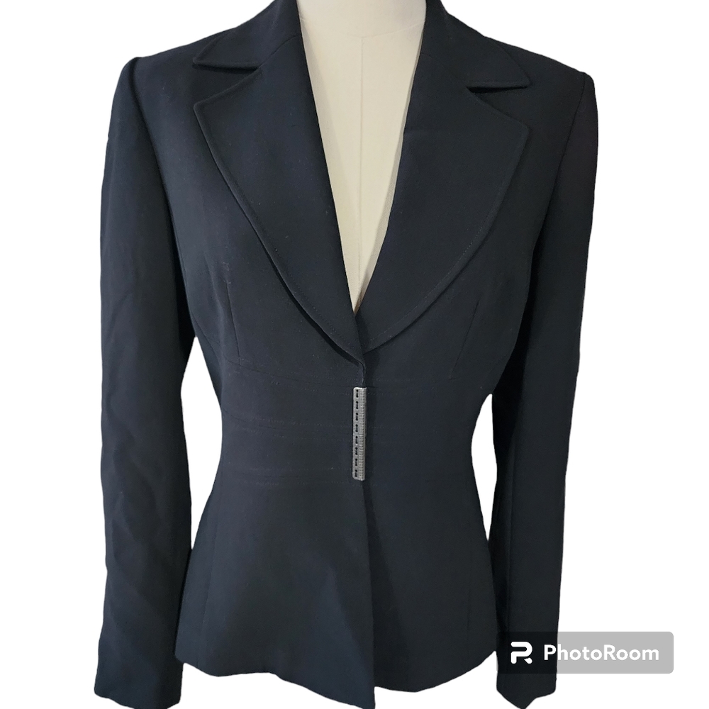 Tahari Levine Suit Coat SZ 4 Perfect Condition
